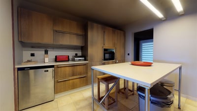 Dining Area & Kitchen