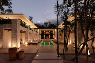 Luxury Villa Photo #2