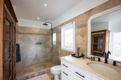 Luxury Villa Photo #45