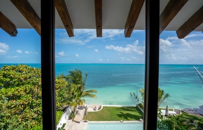 Luxury Villa Photo #33