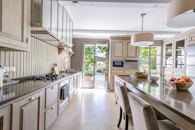 Luxury Villa Photo #15
