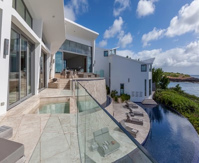 Luxury Villa Photo #9