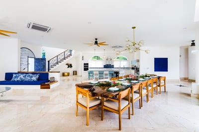Luxury Villa Photo #24