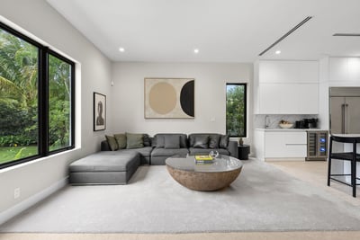 Luxury Villa Photo #16