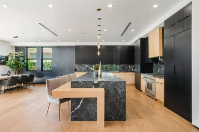 Luxury Villa Photo #12