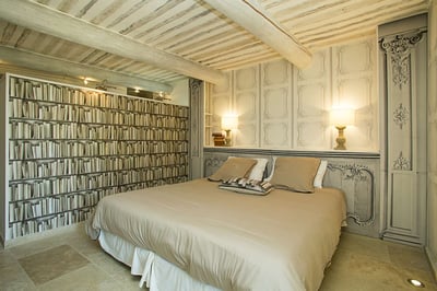 Luxury Villa Photo #12