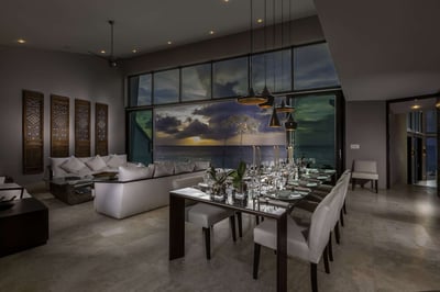 Luxury Villa Photo #17