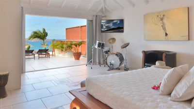 Luxury Villa Photo #20
