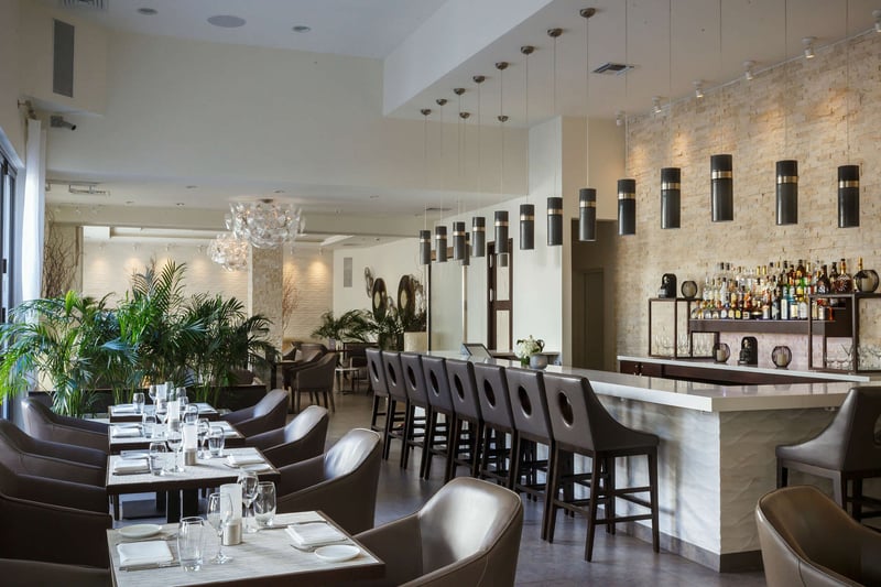 Grand Deluxe Oceanfront