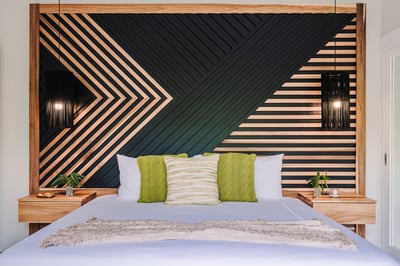 Suite 4 - King Bed, AC - Level 1