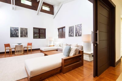 Luxury Villa Photo #16