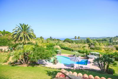 Luxury Villa Photo #2