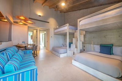 Luxury Villa Photo #44