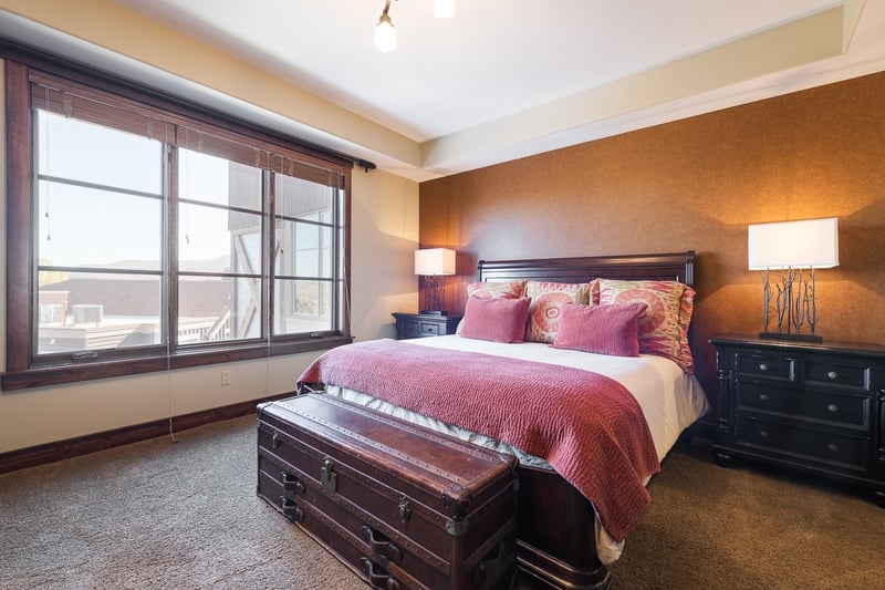 Silver Star 4 BDM Penthouse with Spa