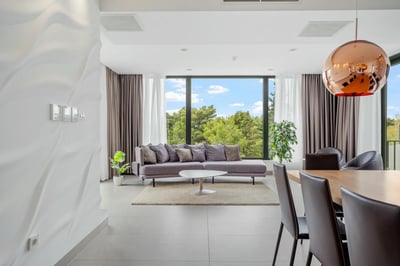 Luxury Villa Photo #30