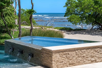 Luxury Villa Photo #6