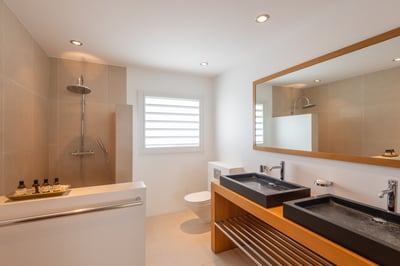 Luxury Villa Photo #36