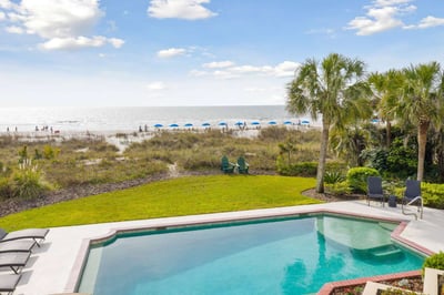 Luxury Villa Photo #3