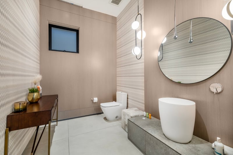 Linda Flora Modern Estate