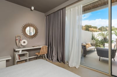 Luxury Villa Photo #53