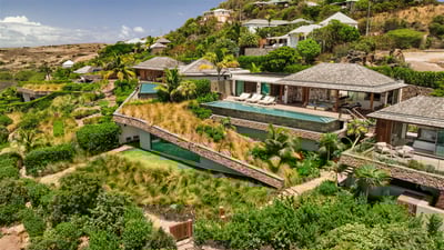 Luxury Villa Photo #6