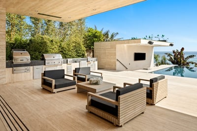 Luxury Villa Photo #8