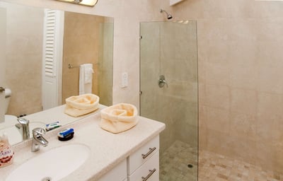 Luxury Villa Photo #14