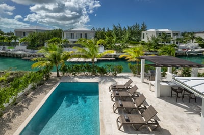 Luxury Villa Photo #10