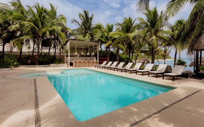 Luxury Villa Photo #7