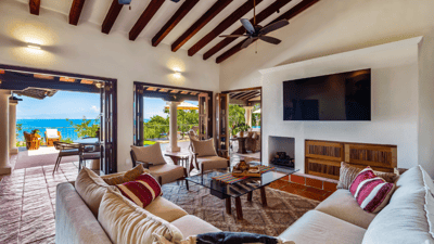 Luxury Villa Photo #30