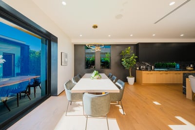 Luxury Villa Photo #35