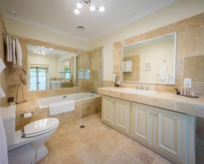 Luxury Villa Photo #40