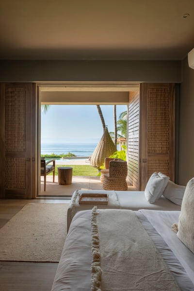 Luxury Villa Photo #35
