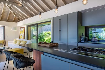 Luxury Villa Photo #31