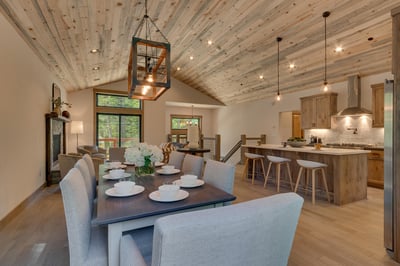 Luxury Villa Photo #9