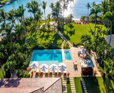 Luxury Villa Photo #2