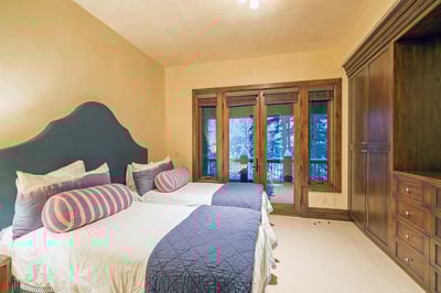 Luxury Villa Photo #10
