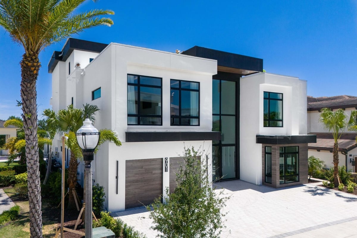 Reunion Royale Retreat