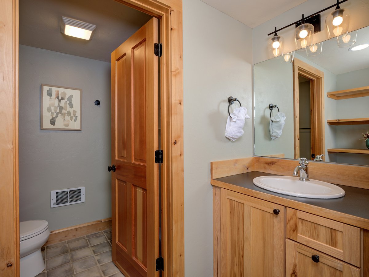 Powder Ridge Cabin | 6 Rose Bud