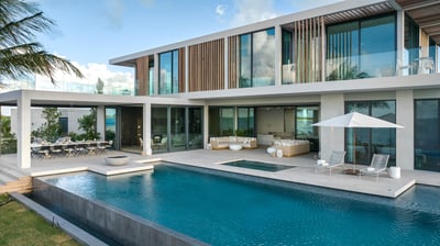 Luxury Villa Photo #12