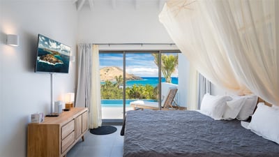Luxury Villa Photo #25