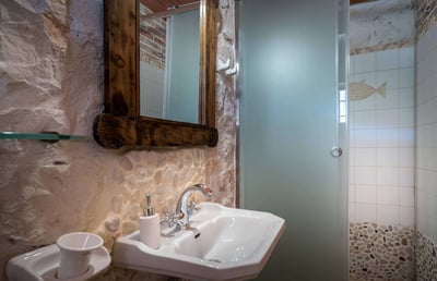 Luxury Villa Photo #18