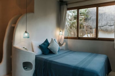 Luxury Villa Photo #15