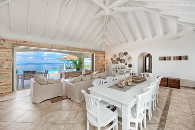 Luxury Villa Photo #15