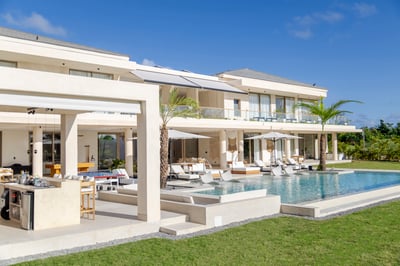 Luxury Villa Photo #2