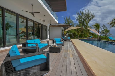 Luxury Villa Photo #11