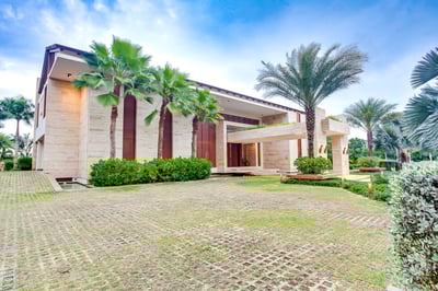 Luxury Villa Photo #86
