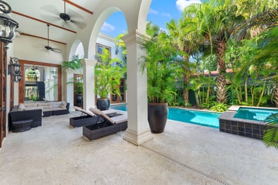 Luxury Villa Photo #7