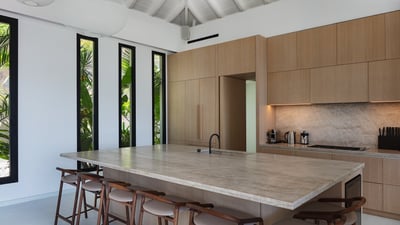 Luxury Villa Photo #26