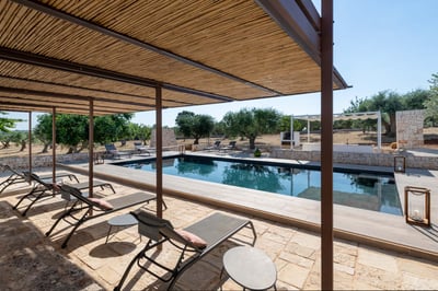 Luxury Villa Photo #9